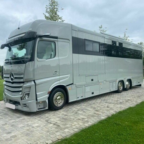 Camion Mercedes Actros 5 chevaux
