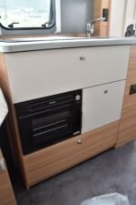 Caravane Dethleffs Camper 460 EL – Image 24