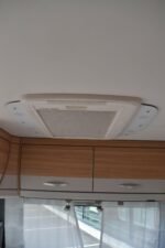 Caravane Dethleffs Camper 460 EL – Image 2