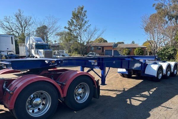 Remorque à ridelles Haulmark Tri/A B-Double de 7 m (2000)