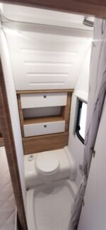 Caravane Fendt 390 FHS Bianco Activ – Image 11